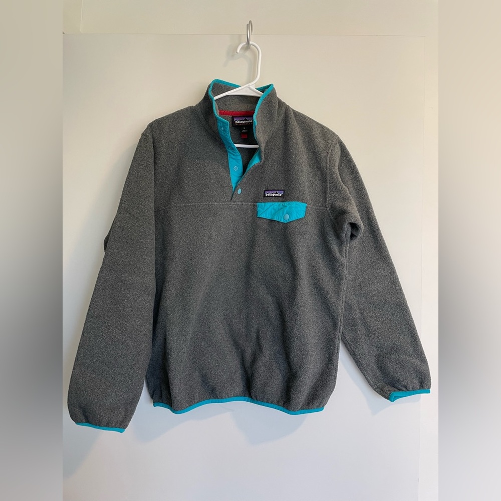 Women’s Patagonia Pullover - Great Condition!